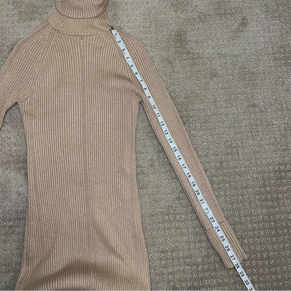 NWT White House Black Market WHBM Long Sleeve Turtleneck Pointelle Tunic XS